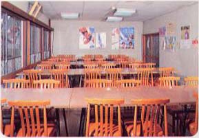 �����h�Ƀz�e�����l�̐H��