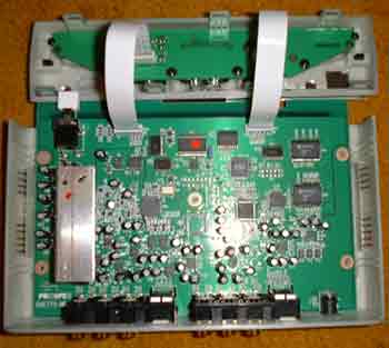 DVE-775内部